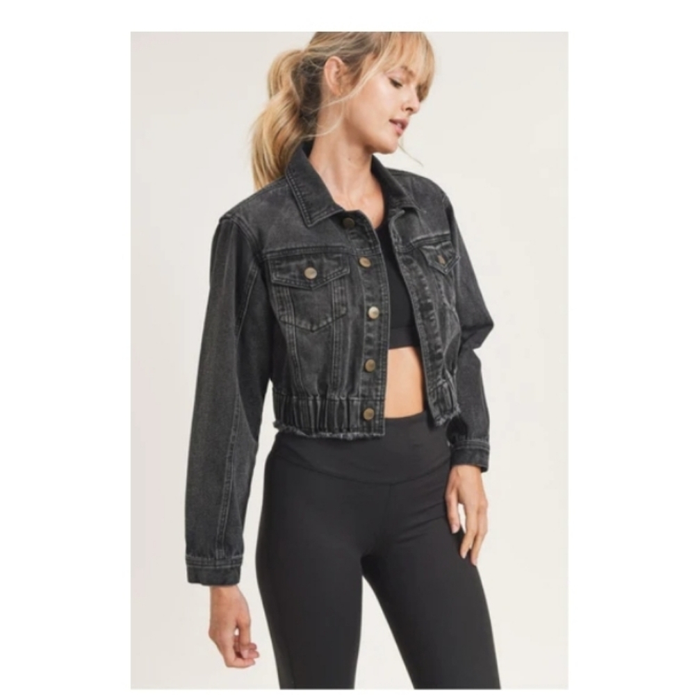 Crop denim jacket